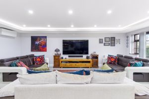 Photo 33- click for photo gallery